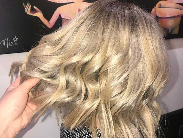 Blond Polaire Hair Painting: The Latest Trend in Hair Coloring - wide 6